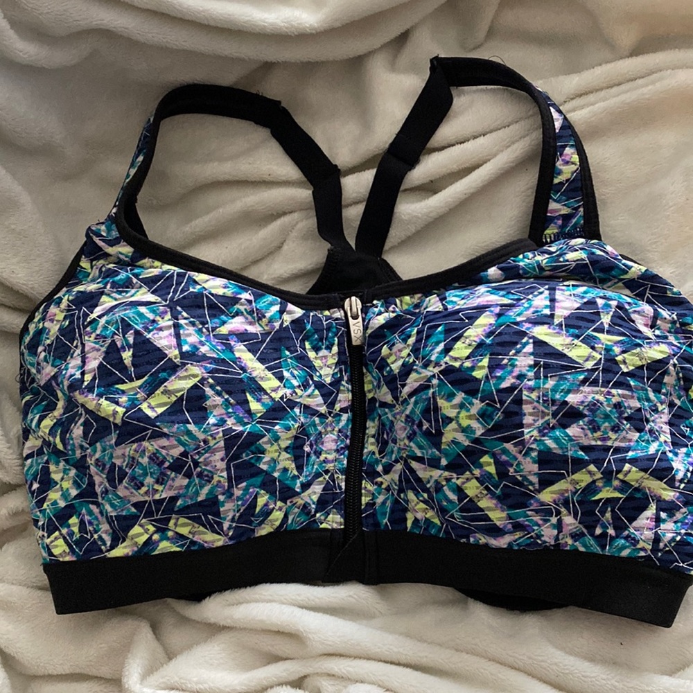 VSX by Victoria’s Secret Geometric Print “Knockout” Zip-Front Sports Bra